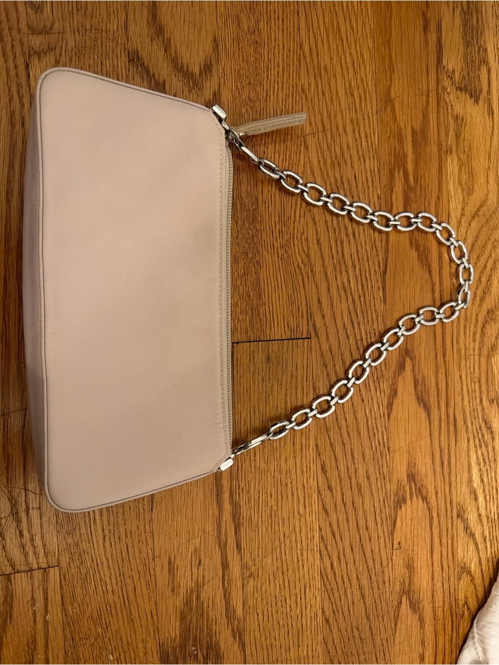 Paralelle paris Women’s Chain-Handle Shoulder Bag in Light Beige